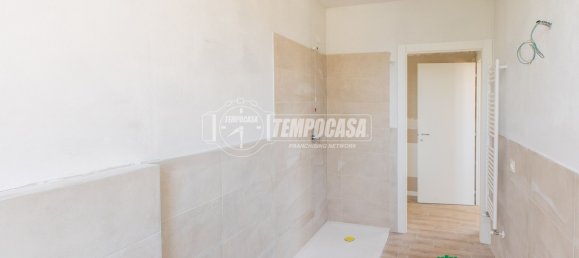 Apartamento T1 em Busto Arsizio, Italy N.º 348722 14