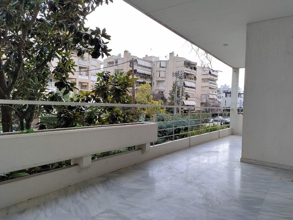 3 bedrooms Apartment in Chalandri, Greece No. 3692