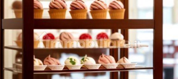 Коммерческая недвижимость с 2 комнатами в Порденоне, Италия № 329337 4