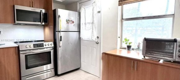 1 Schlafzimmer Gewerbliche Immobilien in Miami, USA, Nr. 615590 26