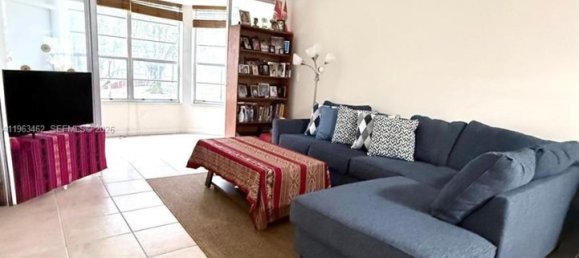 1 Schlafzimmer Gewerbliche Immobilien in Miami, USA, Nr. 615590 20