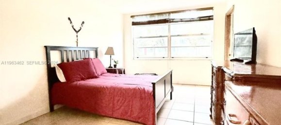 1 Schlafzimmer Gewerbliche Immobilien in Miami, USA, Nr. 615590 13