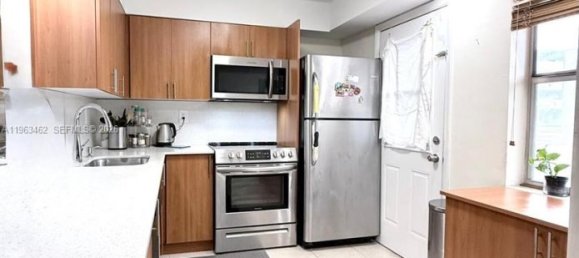 1 Schlafzimmer Gewerbliche Immobilien in Miami, USA, Nr. 615590 25