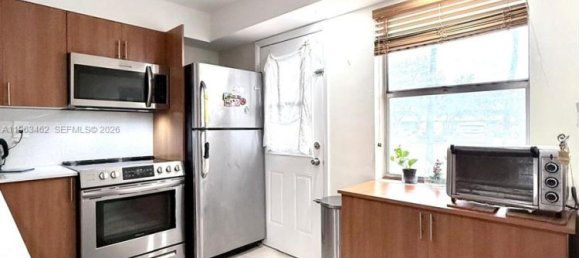 1 Schlafzimmer Gewerbliche Immobilien in Miami, USA, Nr. 615590 22