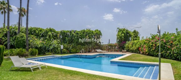 3 bedrooms Townhouse in Marbella, Spain No. 148712 9