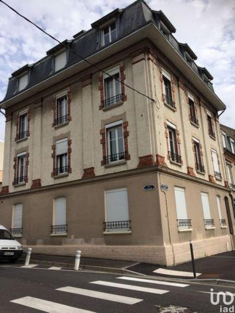 3 bedrooms Condo in Reims, France No. 35718