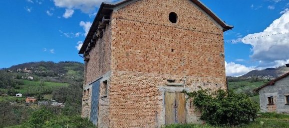 6 rooms House in Montese, Italy No. 227409 6