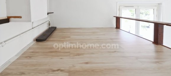 Estudio en Fontaine, France No. 323178 8