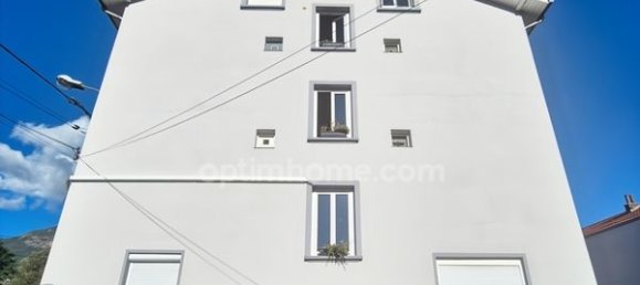 Estudio en Fontaine, France No. 323178 9