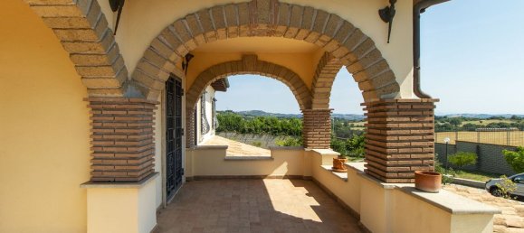 6 bedrooms Villa in Rome, Italy No. 356959 23