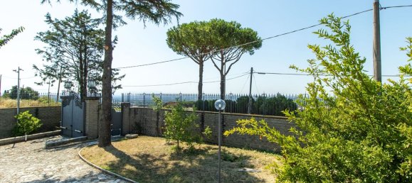 6 bedrooms Villa in Rome, Italy No. 356959 22