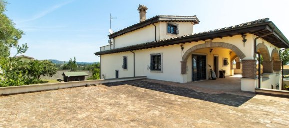 6 bedrooms Villa in Rome, Italy No. 356959 27