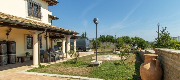 6 bedrooms Villa in Rome, Italy No. 356959 21