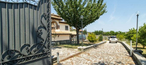 6 bedrooms Villa in Rome, Italy No. 356959 34