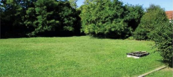 522m² Commercial property in Cornuda, Italy No. 299035 3