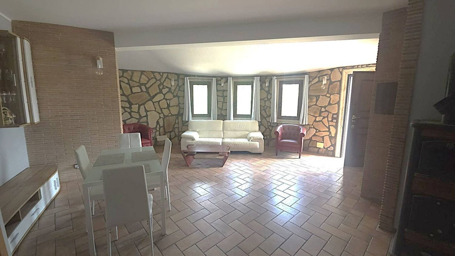 3غرفة فيلا في Anzio, Italy رقم 289735