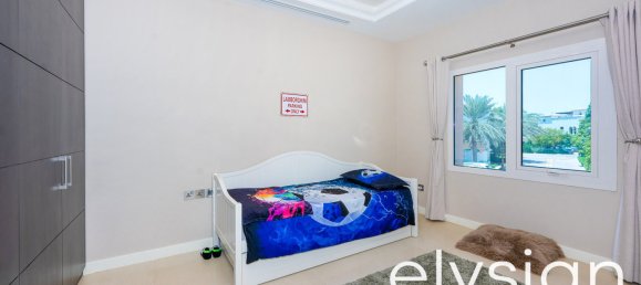 3 Schlafzimmer Villa in Jumeirah Golf Estates, UAE, Nr. 33730 9