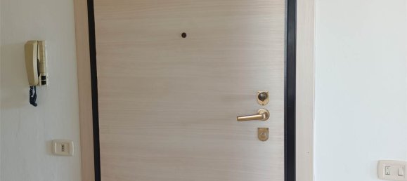 Apartamento de 3 divisões em Anzano del Parco, Italy N.º 283289 22