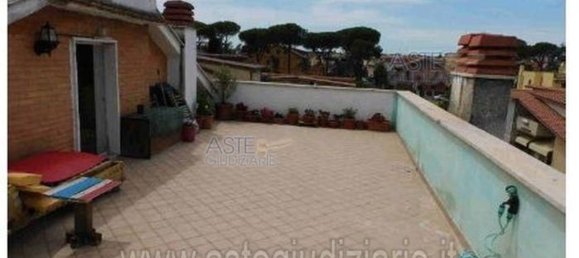 Casa de 11 divisões em Guidonia Montecelio, Italy N.º 97320 6