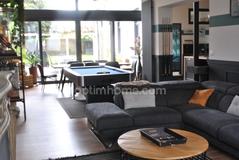 5 غرف نوم منزل في Comines, France رقم 63151