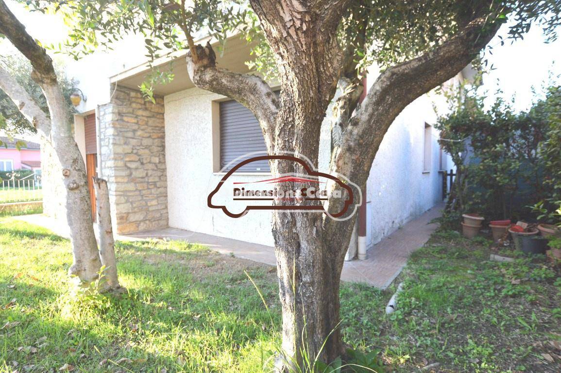 Villa de 5 dormitorios en Lucca, Italy No. 11675