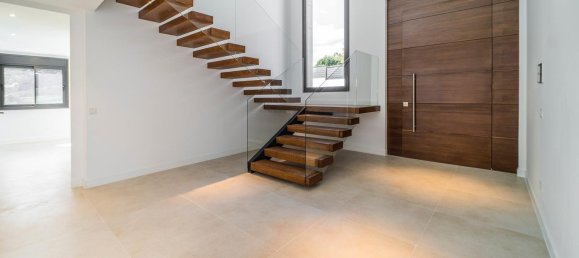 6 bedrooms House in San Sebastian de los Reyes, Spain No. 87100 7