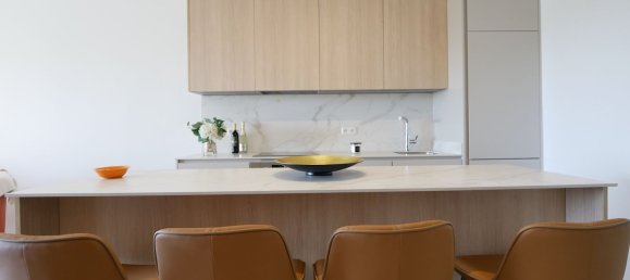 Apartamento de 3 dormitorios en Marbella, Spain No. 37673 6