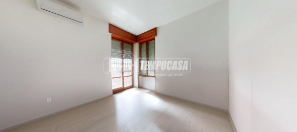 3 rooms Apartment in Lecce, Italy No. 286568 20