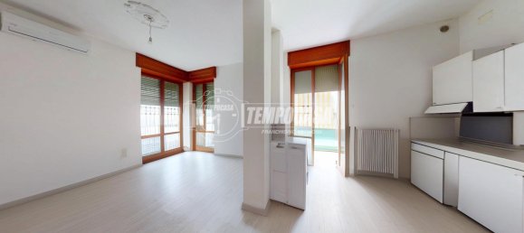 3 rooms Apartment in Lecce, Italy No. 286568 6