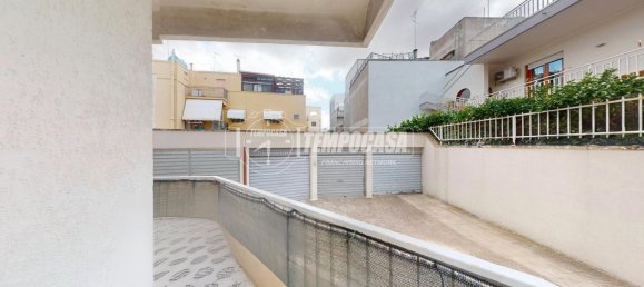 3 rooms Apartment in Lecce, Italy No. 286568 13