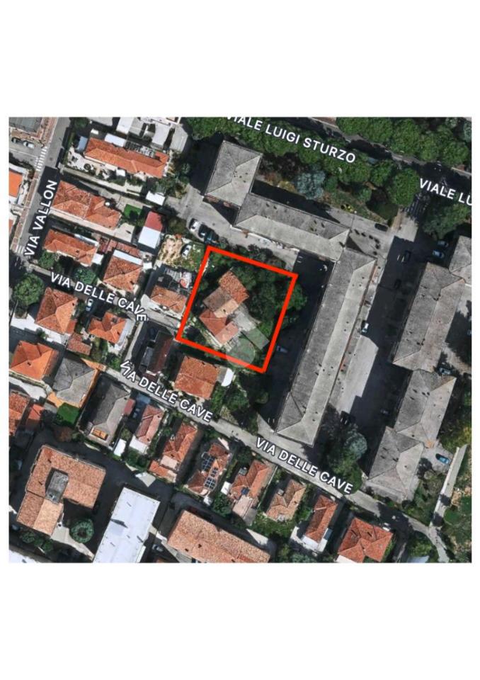 Дом с 7 комнатами в Венеция, Италия № 70425