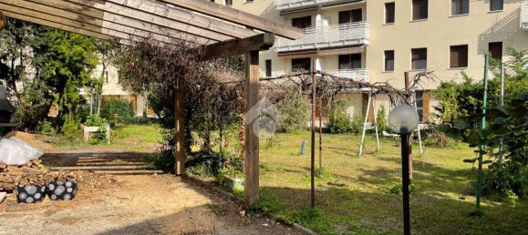 Дом с 7 комнатами в Венеция, Италия № 70425 2