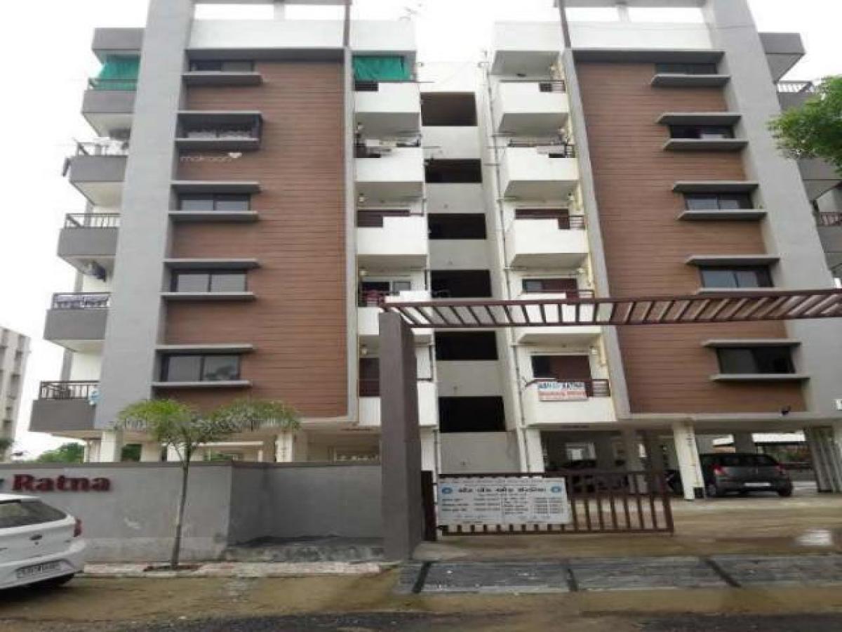 2 bedrooms House in Amdavad, India No. 48732