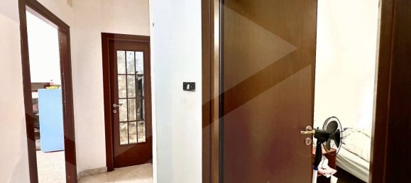 4-Zimmer Wohnung in Rome, Italy, Nr. 34011 18