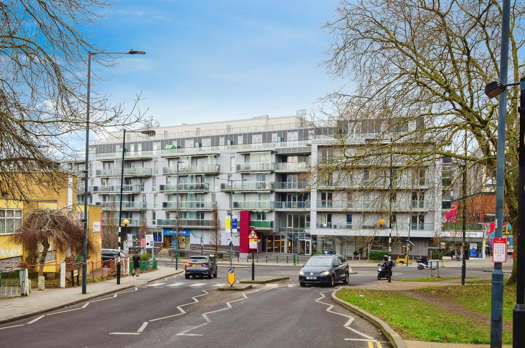 Studio in Wembley, United Kingdom No. 6407