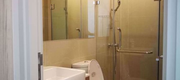 Studio in the Condo in Huai Khwang, Thailand No. 9741 6