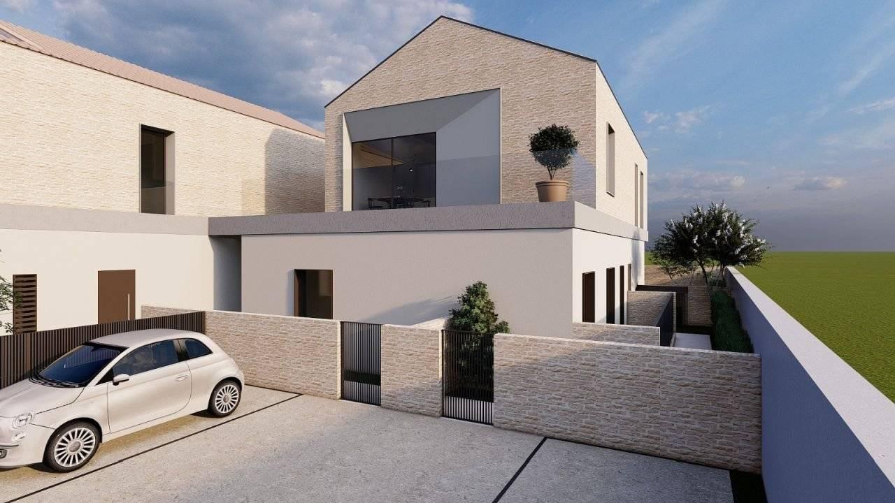 5 rooms Apartment in Jesi, Italy No. 62112