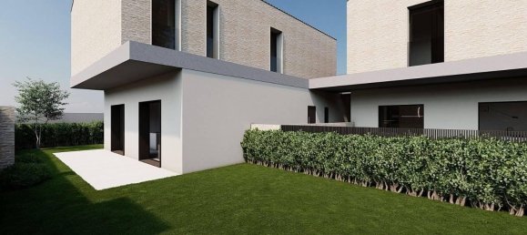 5 rooms Apartment in Jesi, Italy No. 62112 3