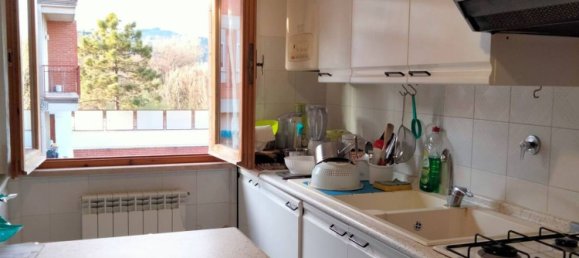 Apartamento de 5 habitaciónes en Perugia, Italy No. 199960 8