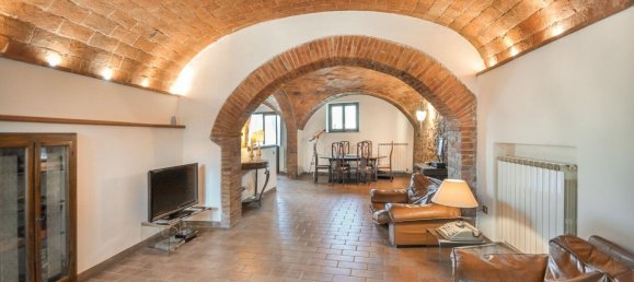 7 bedrooms House in Sinalunga, Italy No. 58018 2