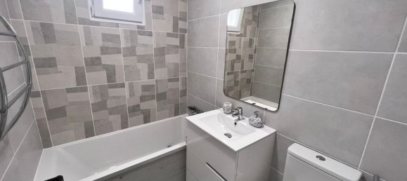 3 bedrooms House in Alicante, Spain No. 185177 15