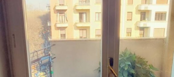 3 bedrooms Apartment in Milan, Italy No. 239763 29