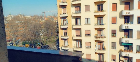 3 bedrooms Apartment in Milan, Italy No. 239763 20