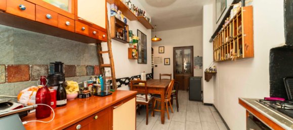 4 bedrooms Apartment in Turin, Italy No. 380300 6