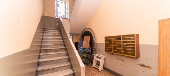 4 bedrooms Apartment in Turin, Italy No. 380300 30