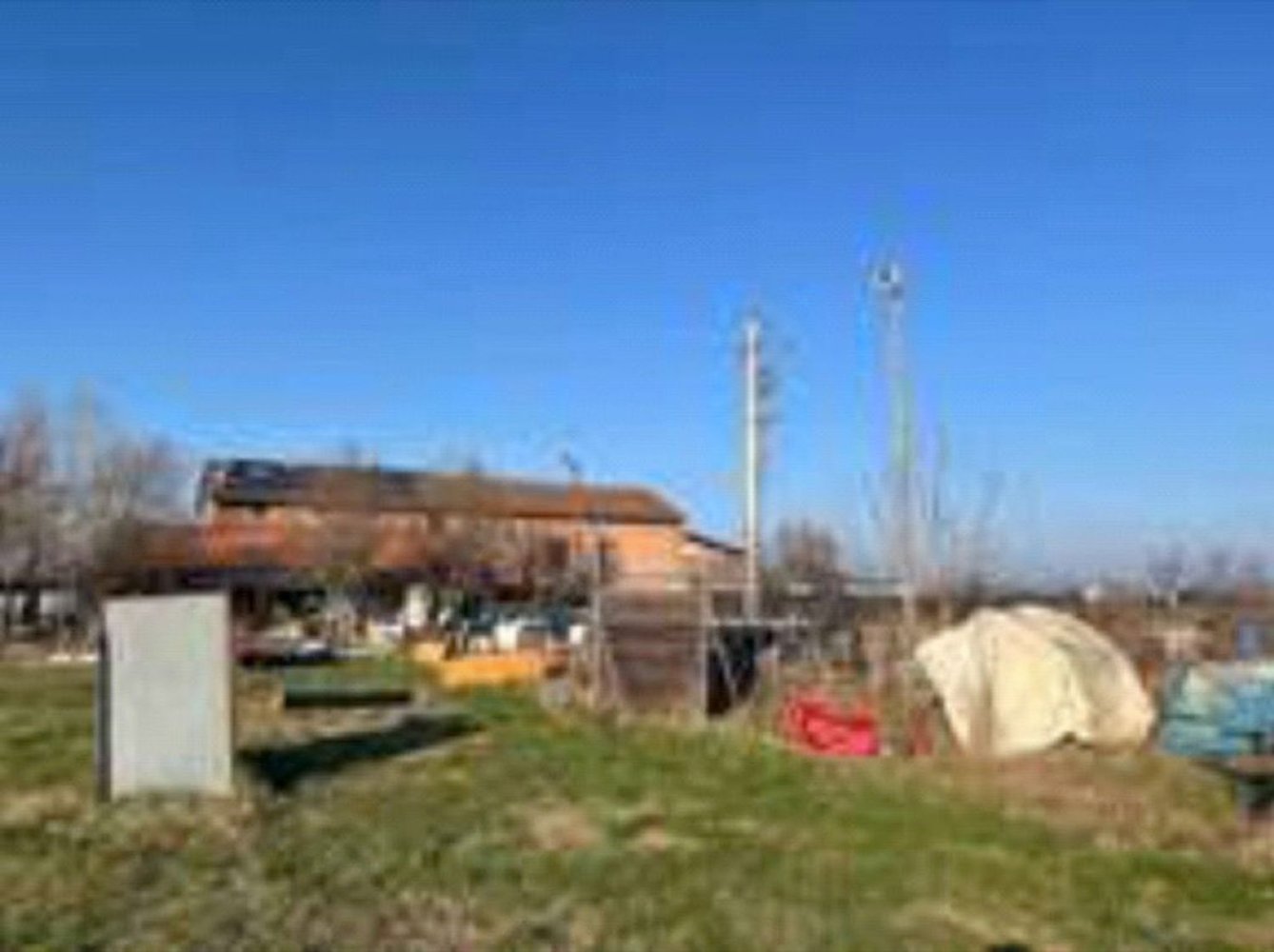 1426m² Building in Reggio Emilia, Italy No. 327658