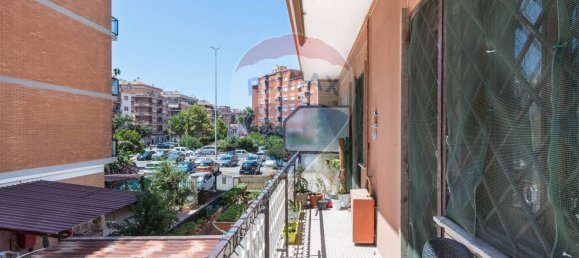 2 bedrooms Apartment in Rome, Italy No. 262179 12