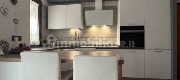 2 chambres Appartement à Udine, Italy No. 276585 6