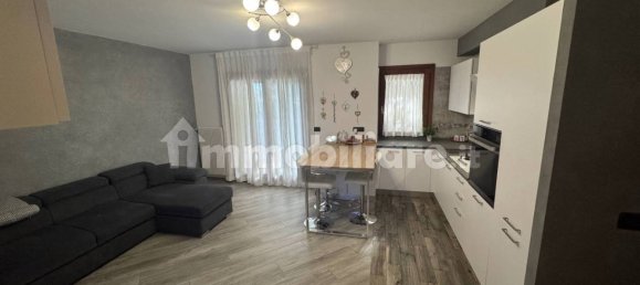 2 chambres Appartement à Udine, Italy No. 276585 9