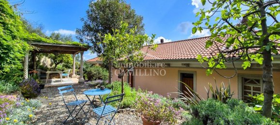 8 rooms Villa in Sanremo, Italy No. 265722 2